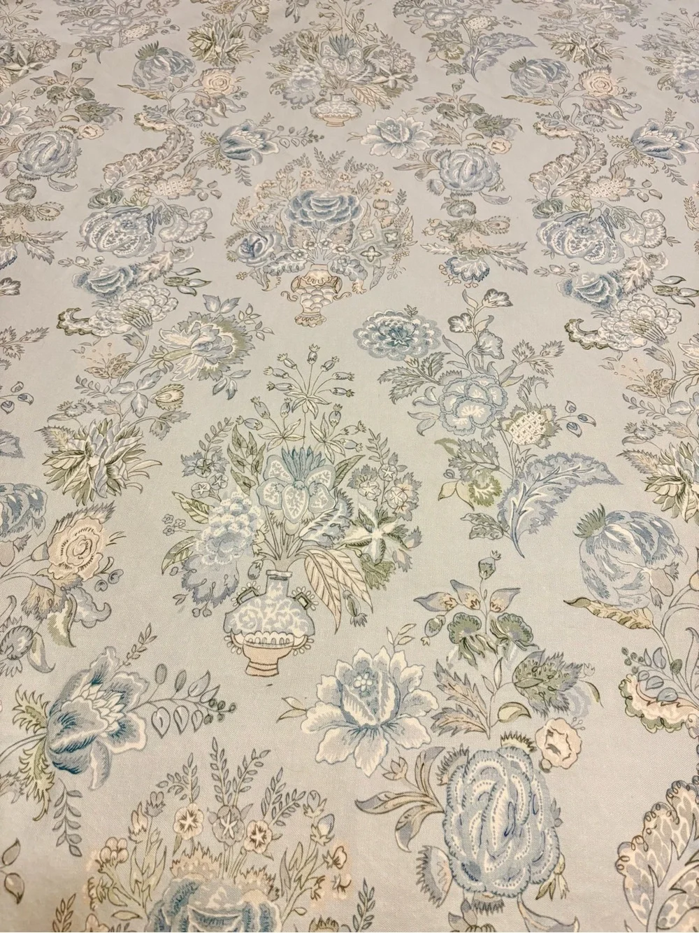 Pottery Barn x Kravet grandiflora floral blue bedding duvet comforter king